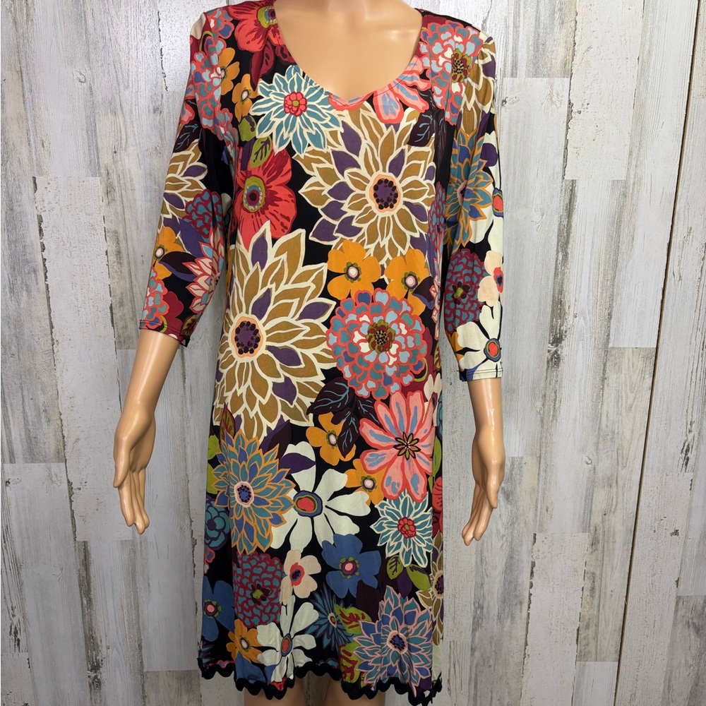 Sara Campbell Shift‎ Floral Multicolor Dress